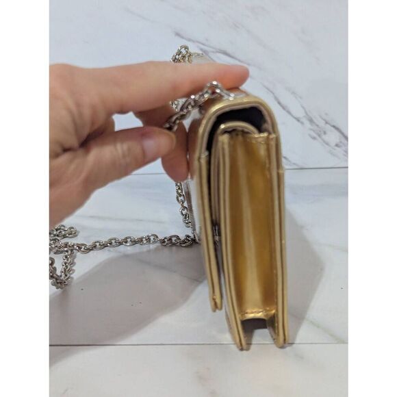 Liz Claiborne New York Women's Shiny Gold Cross Body Wallet - Picture 8 of 8